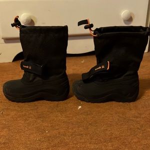 Kamik kids snow boots size 12